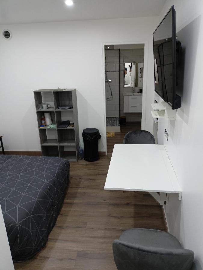 Chambre Independante En Plein Centre Ville 罗伊 外观 照片